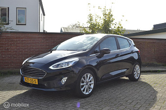 Ford Fiesta 1.0 EcoBoost Titanium | Camera| Navigatie | Stoelverwarming| Automatisch inparkeren