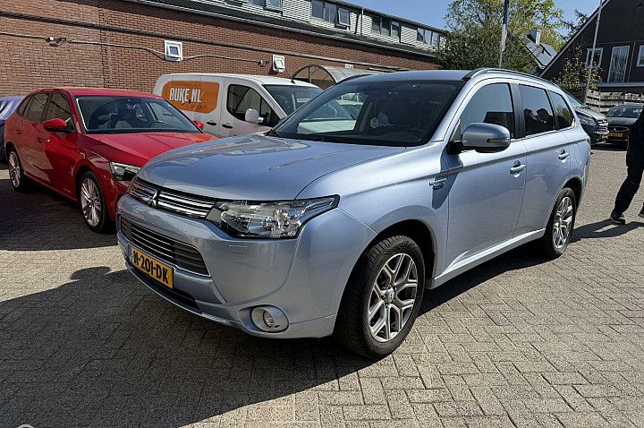 Mitsubishi Outlander 2.0 PHEV Business Edition