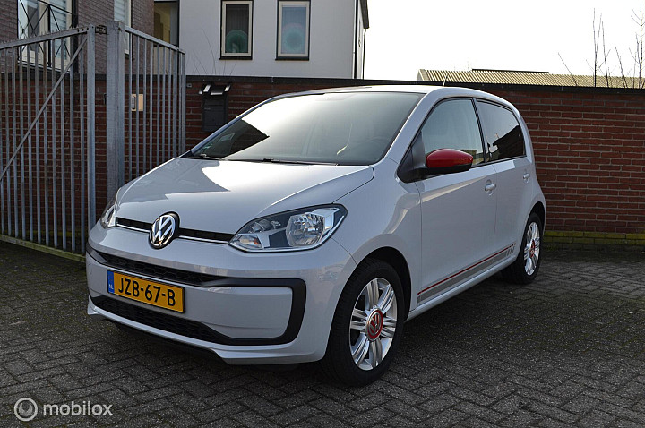 Volkswagen up! 1.0 BMT up! beats | Parkeersensoren | Airco | Lichtmetaal | Subwoofer | Verkocht