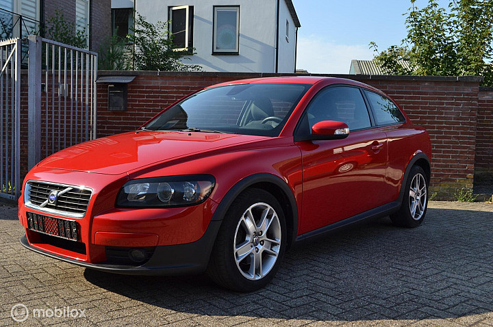 Volvo C30 2.4i Momentum | Youngtimer | ECC | Cruise